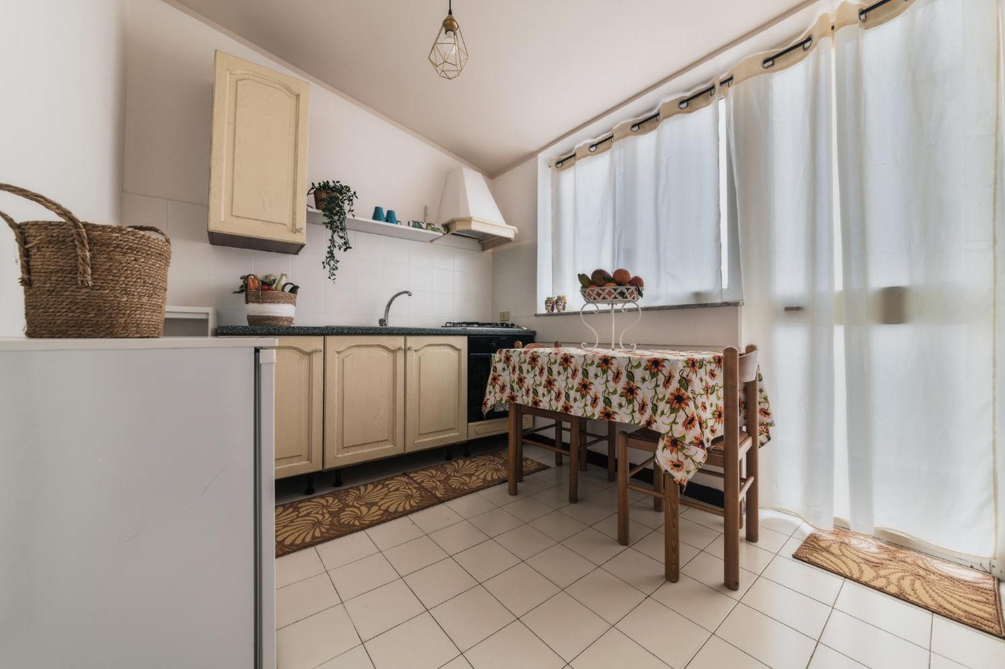 Voila Rooms Guest House Terrasini Buitenkant foto